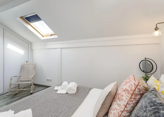 Casa Lobo - 2 Bedrooms - Duplex Vakantiehuis Faro